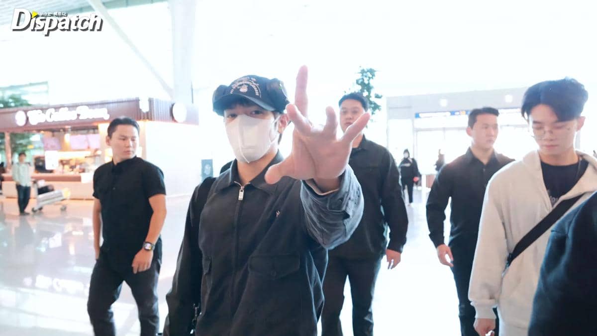 Taeyong NCT 127 di Bandara Incheon OTW ke Indonesia