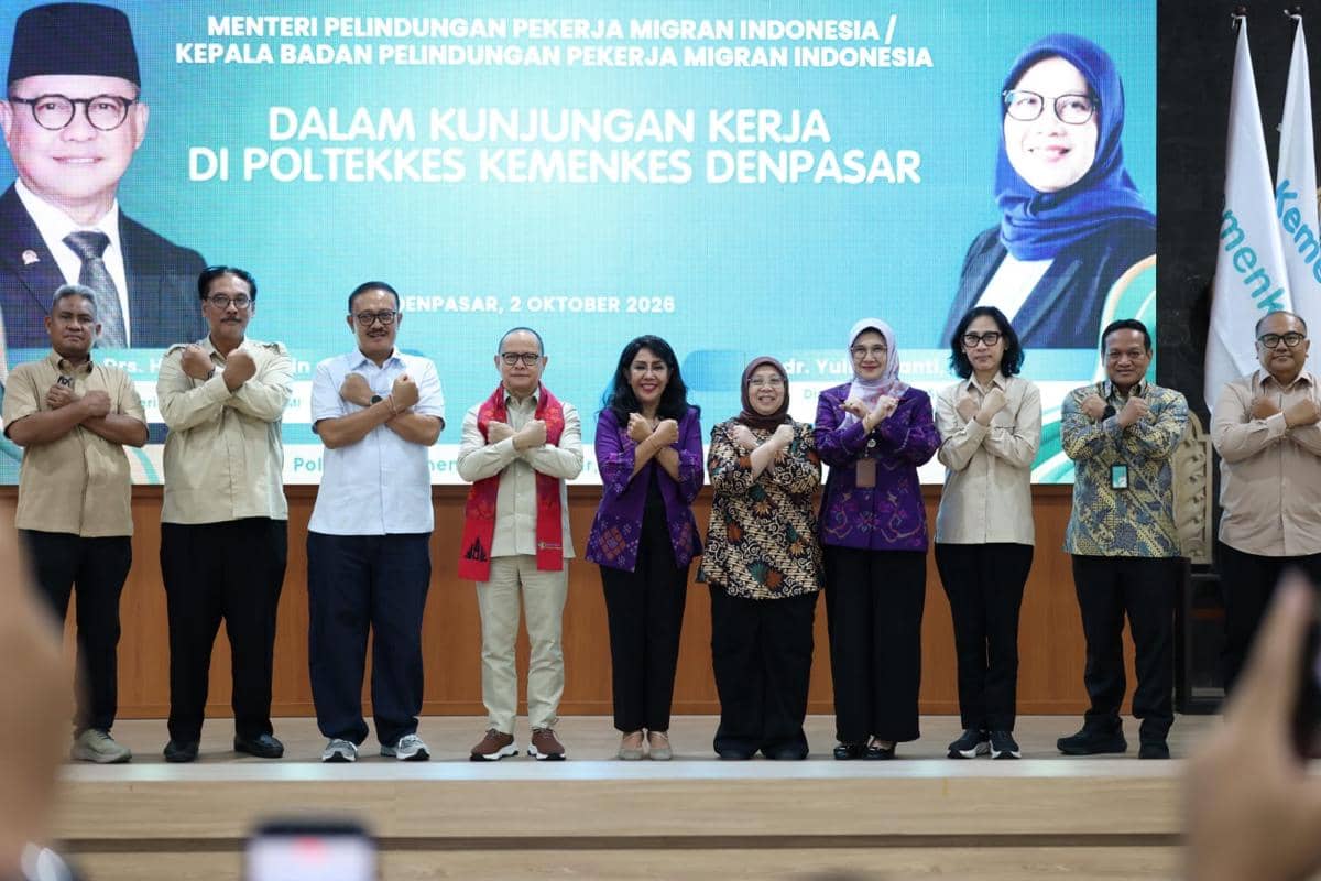 Menteri P2MI Perkuat Jalur Lulusan Poltekkes Menuju Pasar Kerja Global