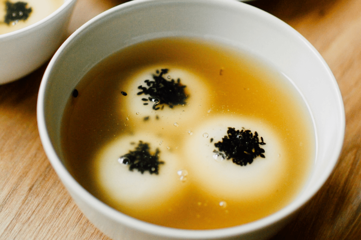 Resep Kanzarashi Khas Jepang, Bola Mochi Mini dengan Sirup