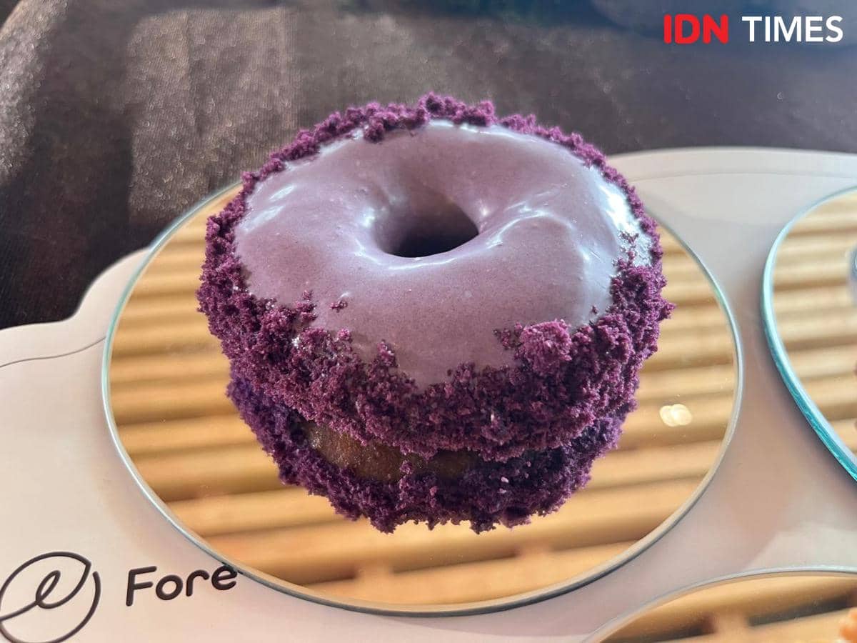 Potret Ube Cheese Crumbs, menu baru Fore Donut