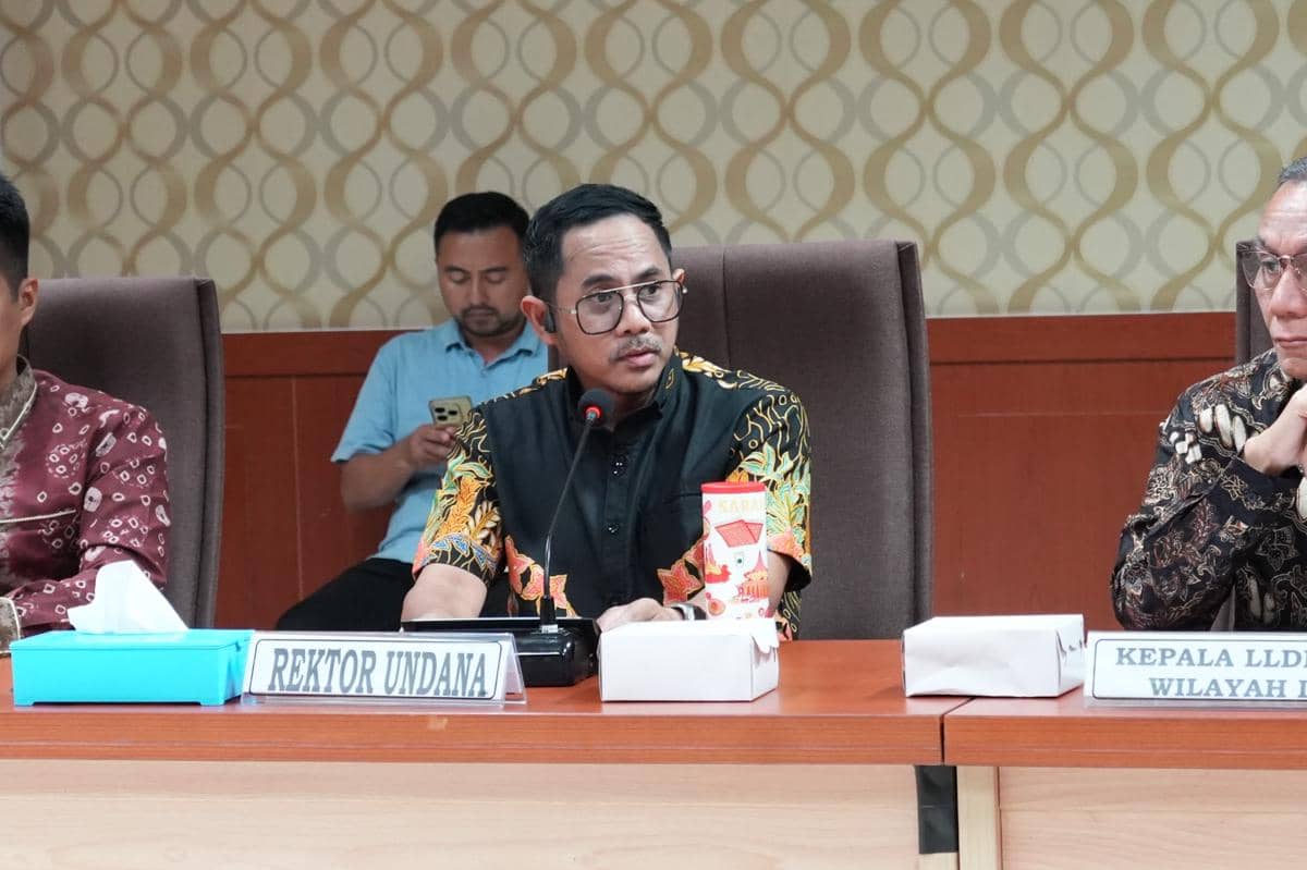 Mahasiswa Undana Terdampak Gempa Flores Bebas UKT 1 Semester