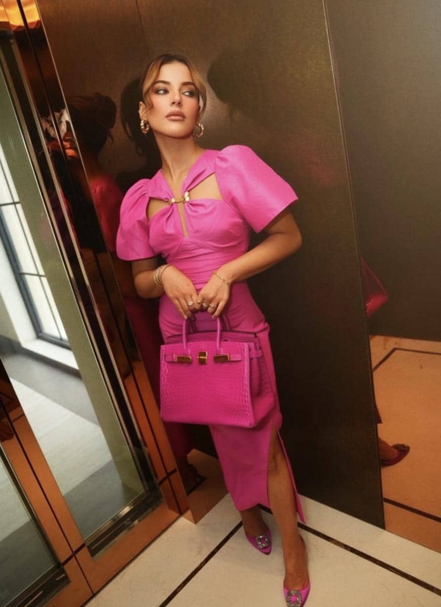 Look Tasya Farasya Pakai Dress ala Barbie