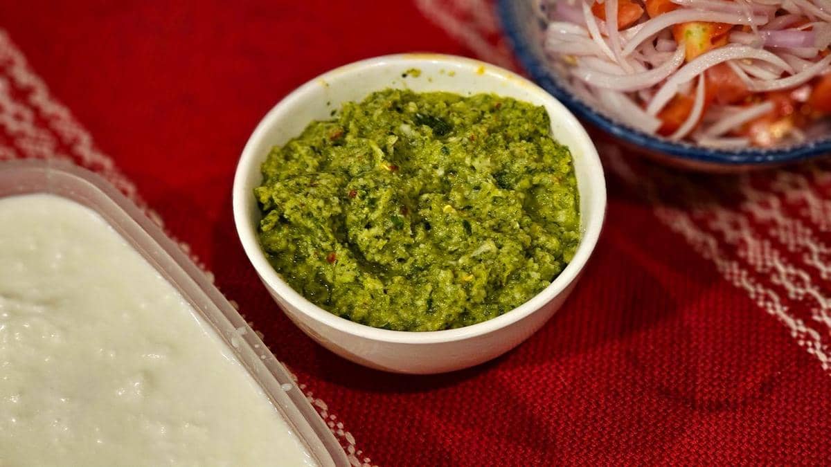 ilustrasi sambel ijo geprek