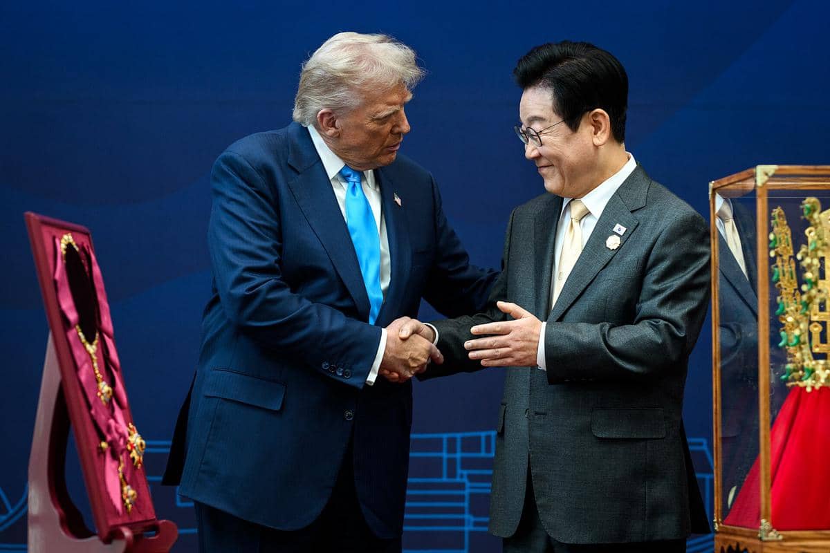 Presiden Amerika Serikat Donald Trump dan Presiden Korea Selatan Lee Jae Myung