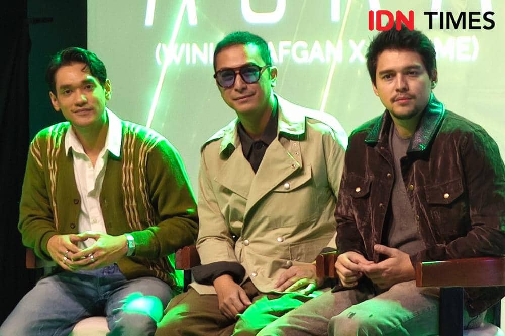 Press conference single terbaru Afgan, Winky Wiryawan, dan Maxime Bouttier bertajuk Aura di Jakarta, Jumat (2/10/2026) (IDN Times/Juan Dwi)
