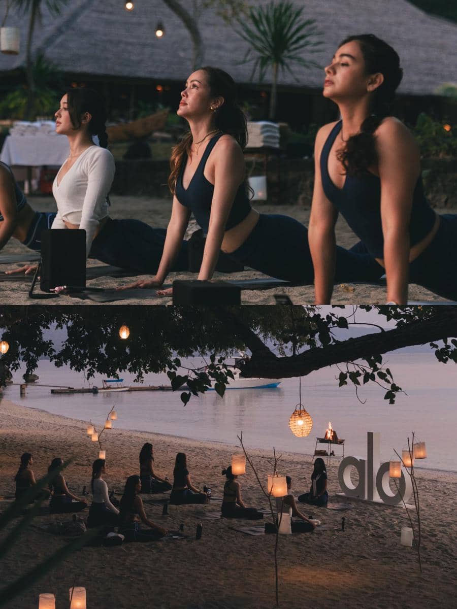 Cathy Sharon yoga di tepi pantai Pulau Moyo