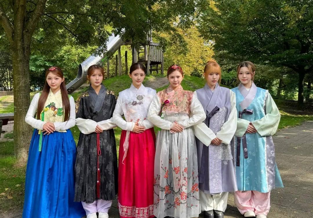 Inspirasi OOTD Idol KPop saat Chuseok 2026, Manis sampai Elegan!