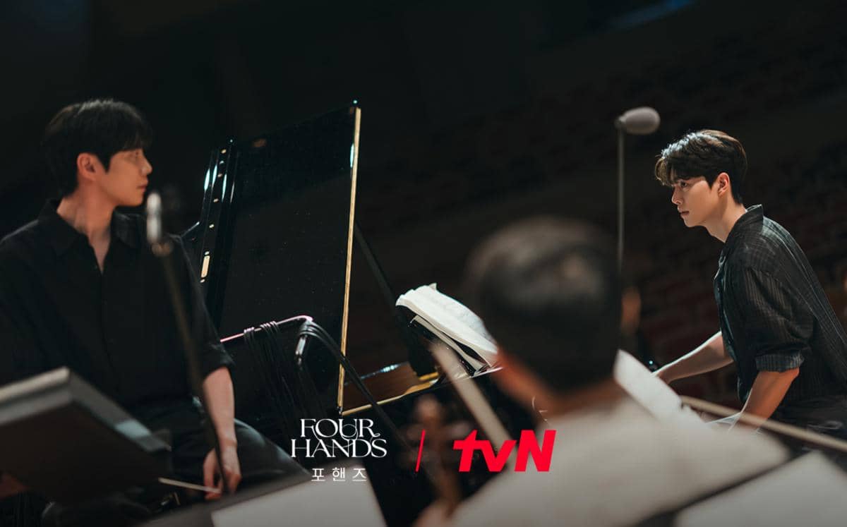 Lee Jun Young dan Song Kang di Four Hands, Two Sonatas