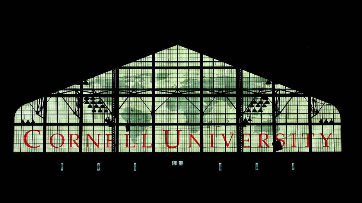 Barton Hall Universitas Cornell