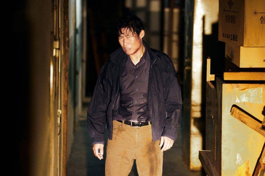 potret Yoo Hae Jin dalam film Assassin(s)