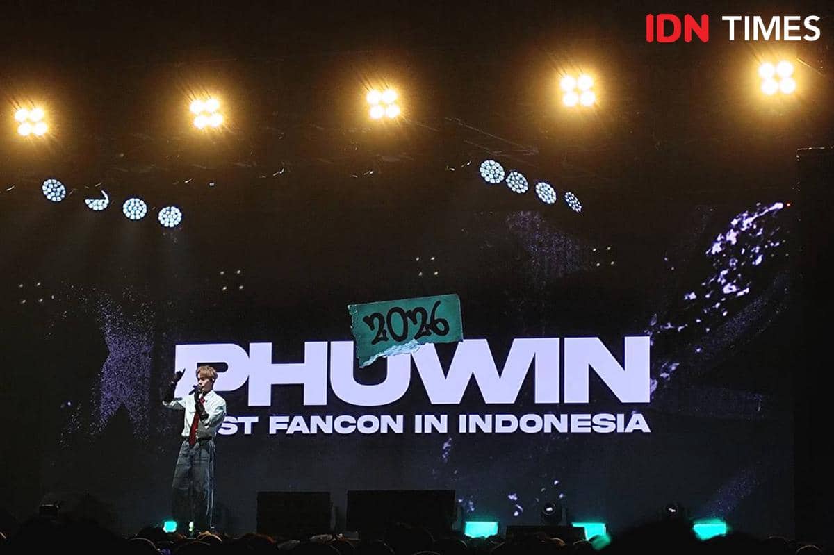 Phuwin ungkap perasaannya gelar fancon solo di Indonesia.jpg