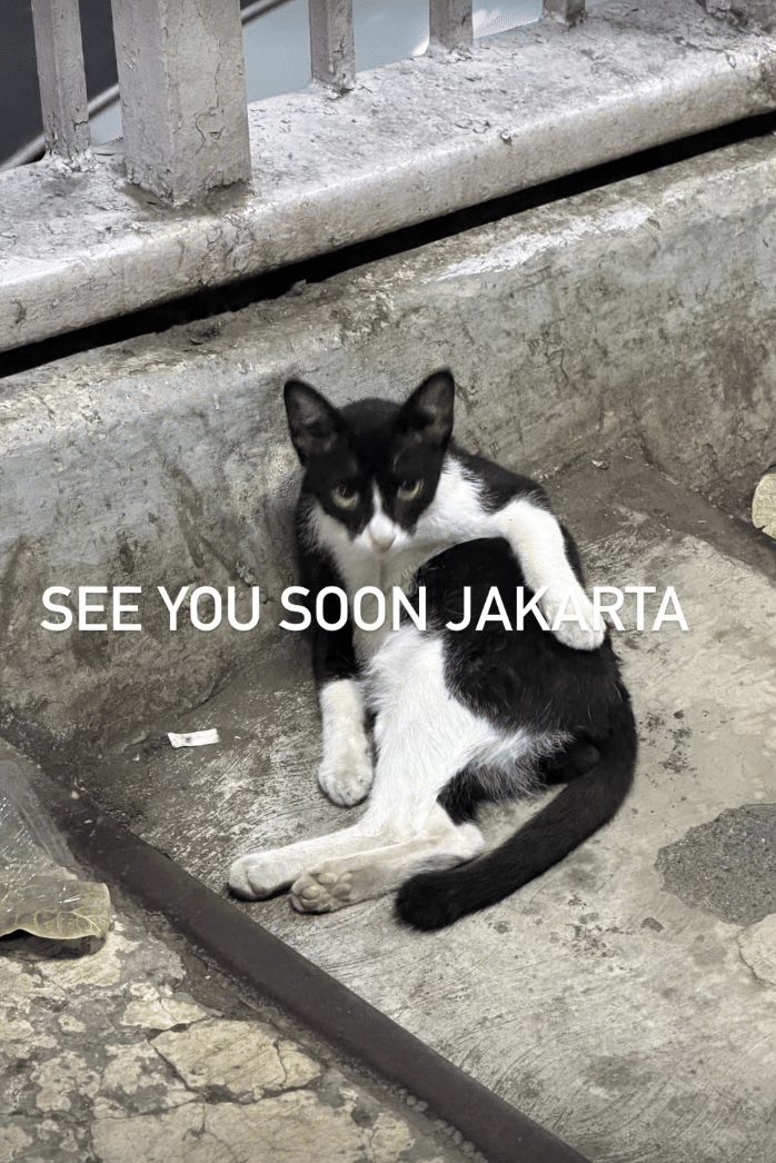 momen Taeyong NCT jalan-jalan keliling Jakarta (instagram.com/taeoxo_nct)