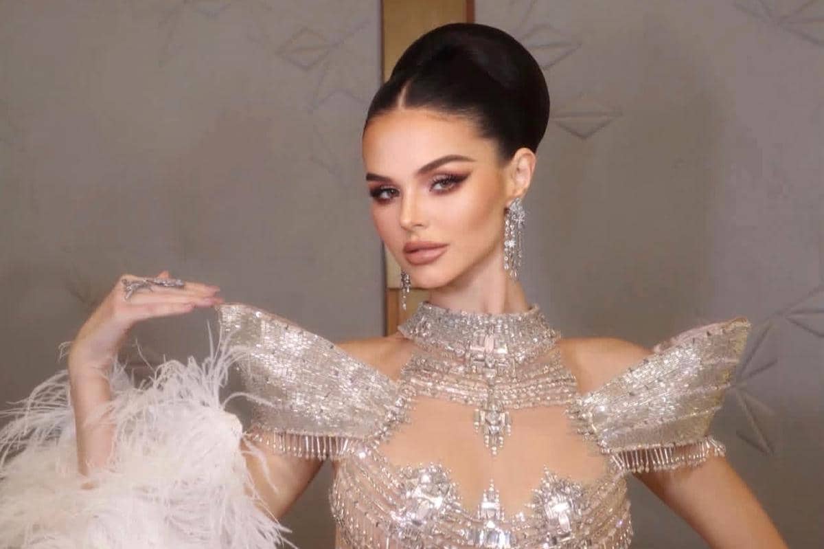 7 Pesona Hana Dedkova Miss Grand Republik Ceko 2026, Stunning!
