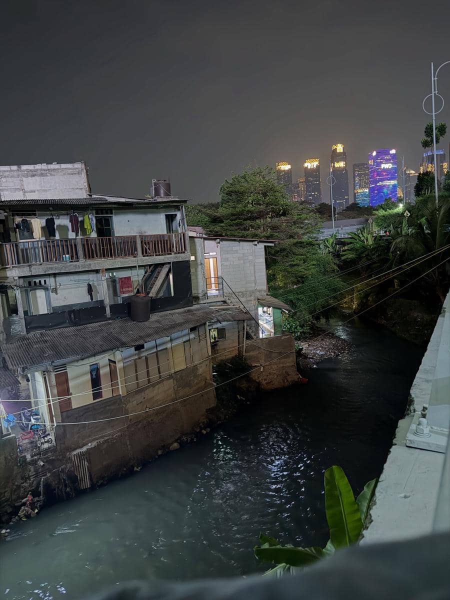 momen Taeyong NCT jalan-jalan keliling Jakarta (instagram.com/taeoxo_nct)