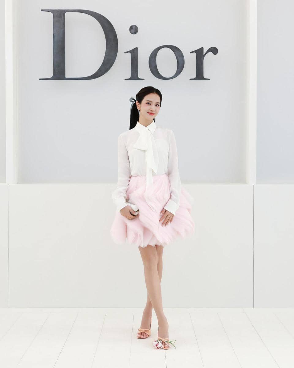 gaya seleb di DIOR SPRING-SUMMER 2027 RTW SHOW (dok. Dior)