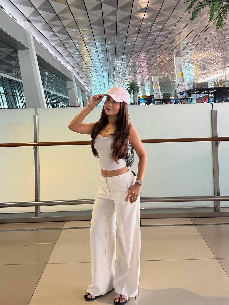 OOTD Mayang Lucyana