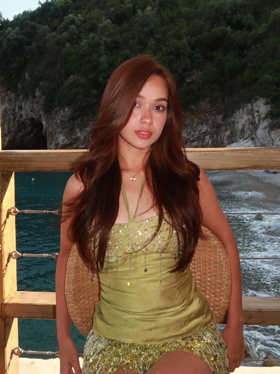 hairstyle minimalis ala Rebecca Klopper 