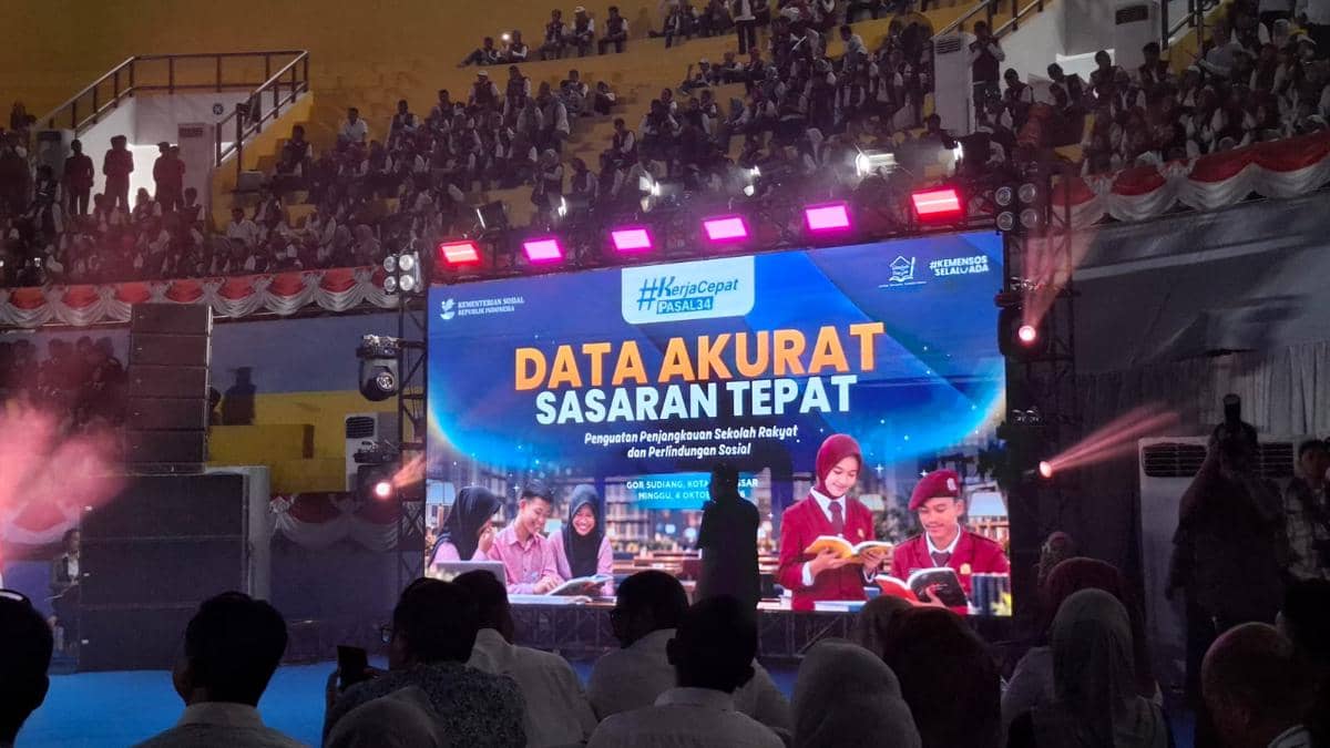 Menteri Sosial RI, Saifullah Yusuf saat hadir di Makassar, Sulawesi Selatan, Minggu (4/10/2026). IDN Times/Darsil Yahya