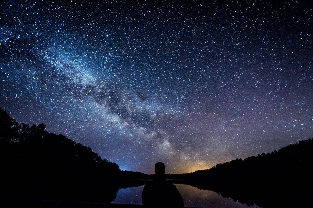Langit Malam Makin Terang 10% Tiap Tahun, Kegelapan Jadi Barang Mewah?