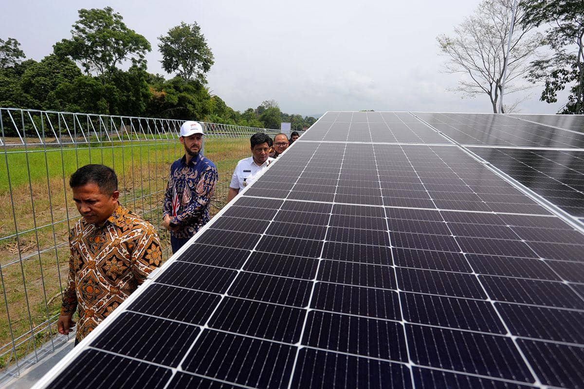 Menghitung Untung Pompa Air Tenaga Surya di Samosir, Buah Kerjasama RI-UK