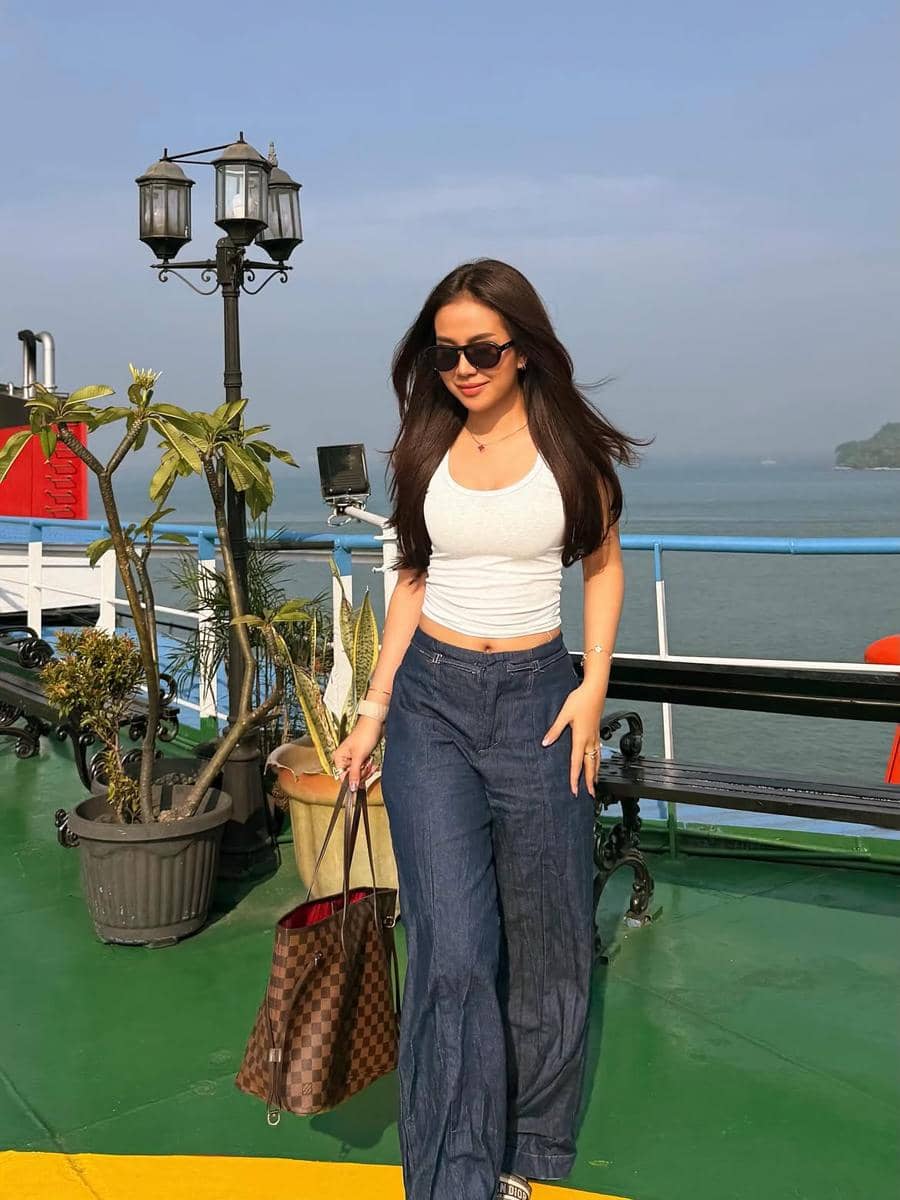 OOTD Mayang Lucyana