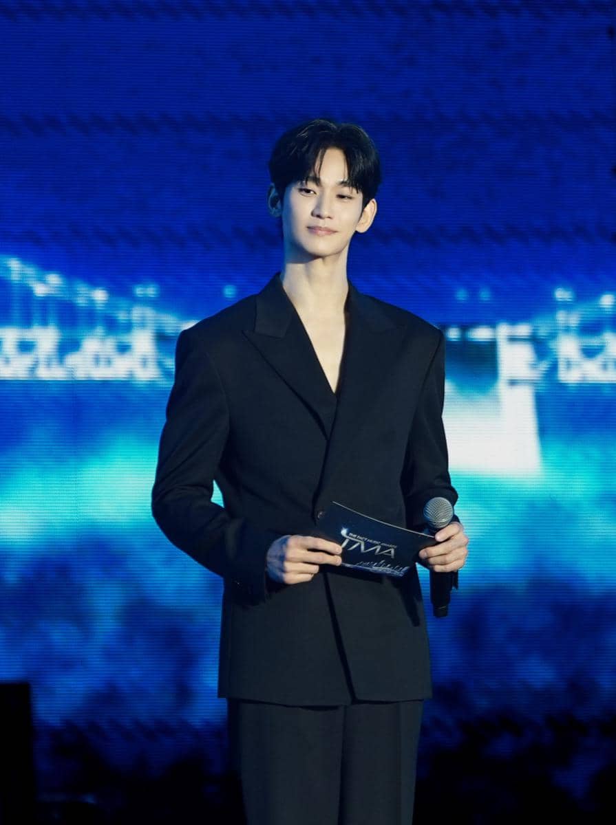 potret Kim Soo Hyun