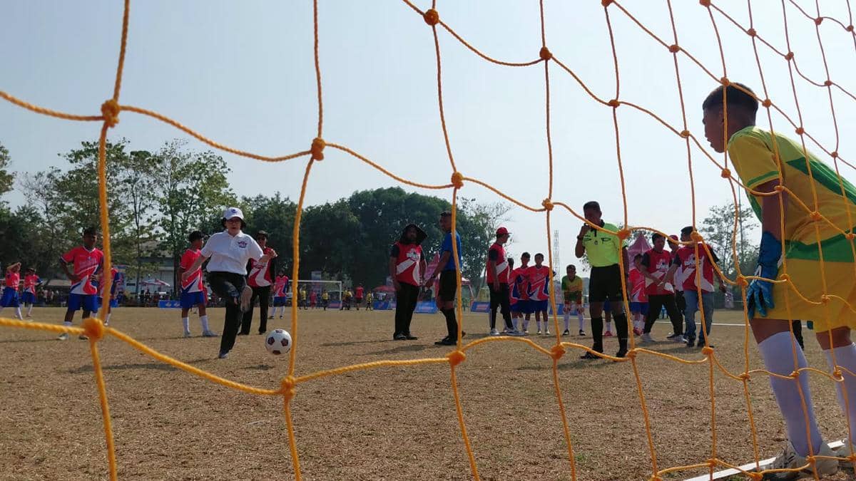 Superco Perluas Pembinaan Sepak Bola Usia Dini di Indonesia Timur