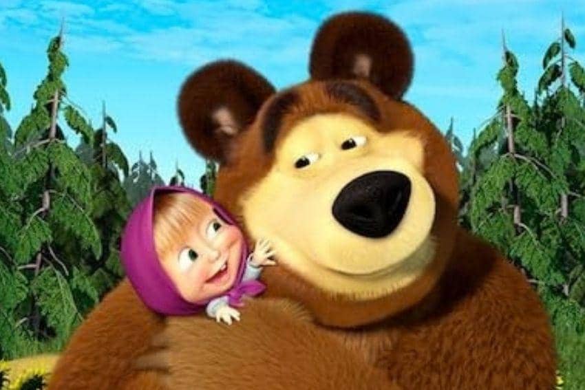 [QUIZ] Tebak Karakter Masha and The Bear dari Tangannya