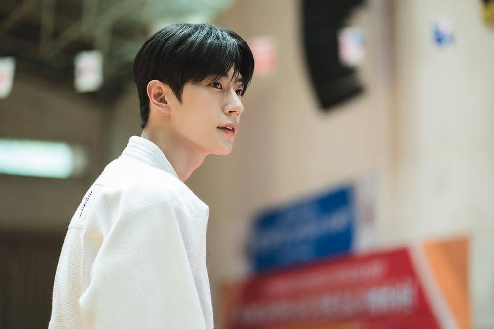 cuplikan drama Dive Into You