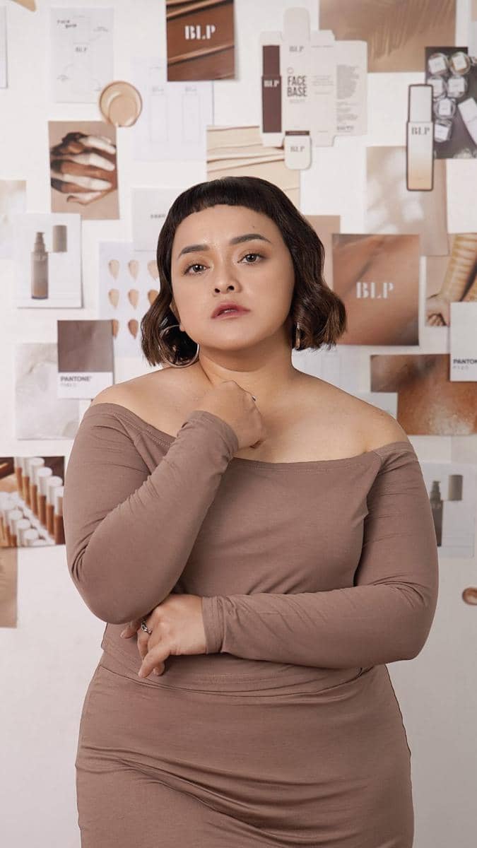 Foto Lizzie Parra yang dibagikan melalui akun Instagram @bylizzieparra sebagai sumber dokumentasi visual.