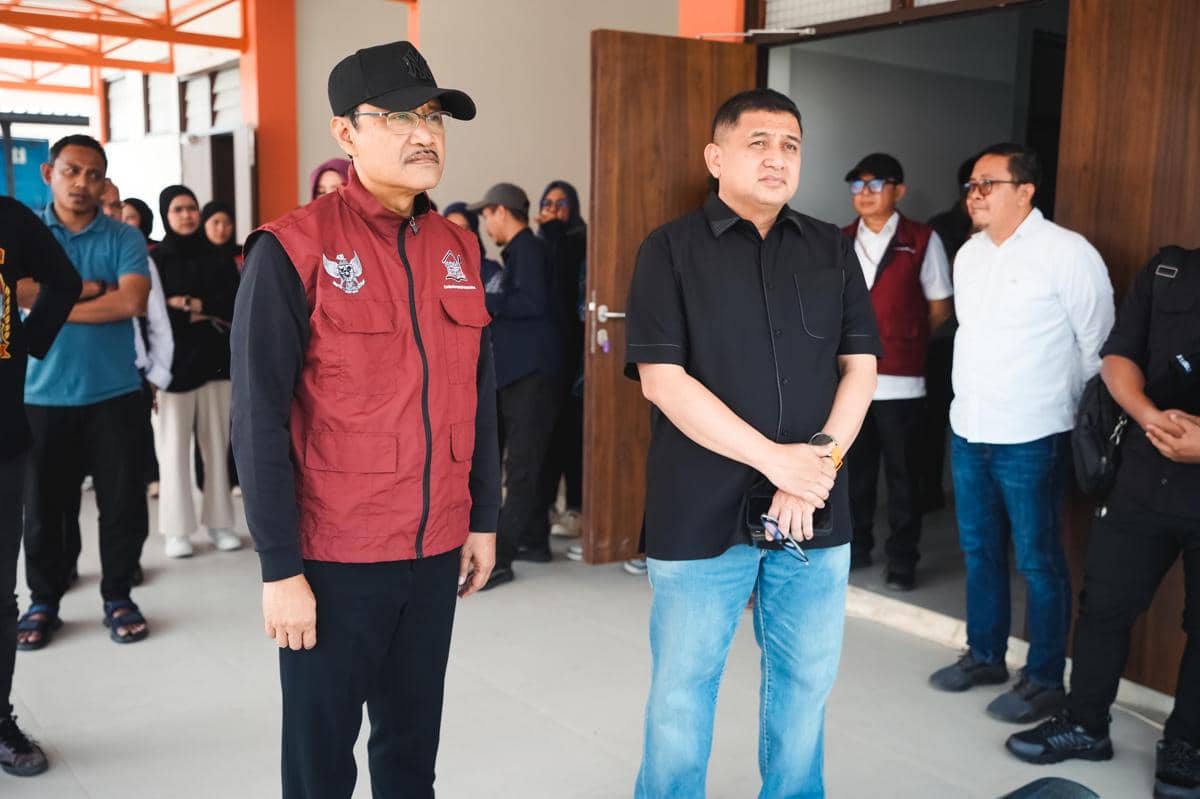 Mensos Gus Ipul Cek Kesiapan Operasional Dapur SRT 3 Sulawesi Selatan