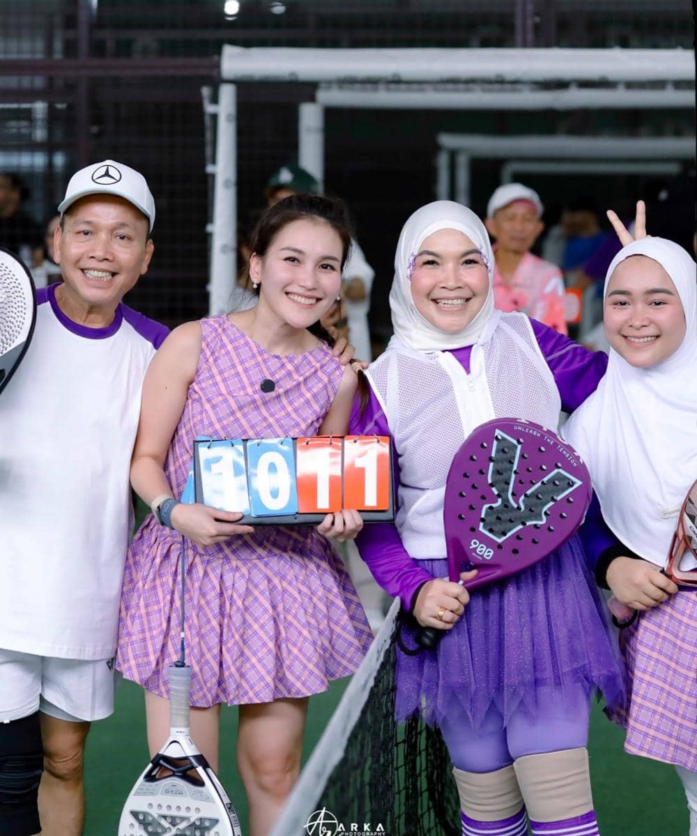 Ulang Tahun ke-54 Ibunda Ayu Ting Ting (instagram.com/ayutingting92)