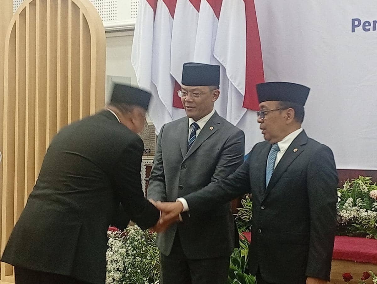Menko PMK Sugiono dalam serah Terima jabatan di Gedung Kemenko PMK, Senin (5/10/2027). (IDN Times/Dini Suciatiningrum)