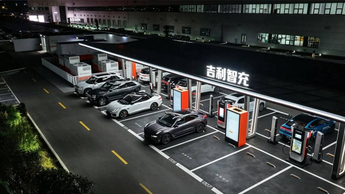 Geely Bangun Charger 2.250 kW, Isi Baterai Mobil Listrik Cuma 8 Menit
