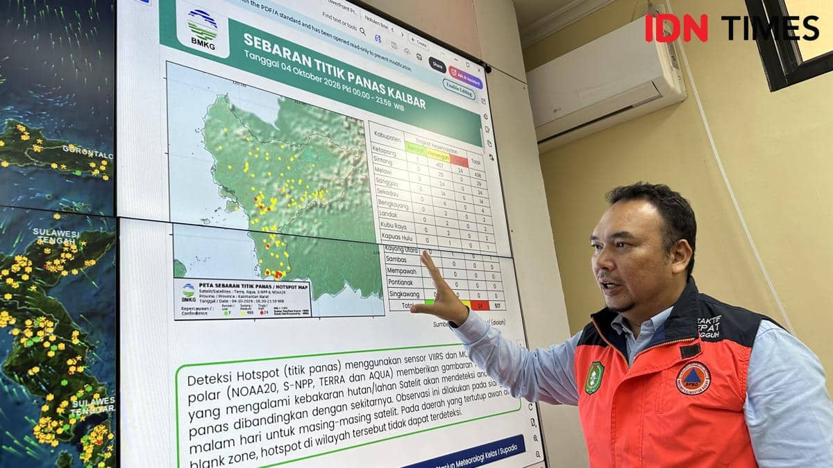 Pontianak Kembali Dikepung Kabut Asap, Titik Api Kalbar Masih Mengancam