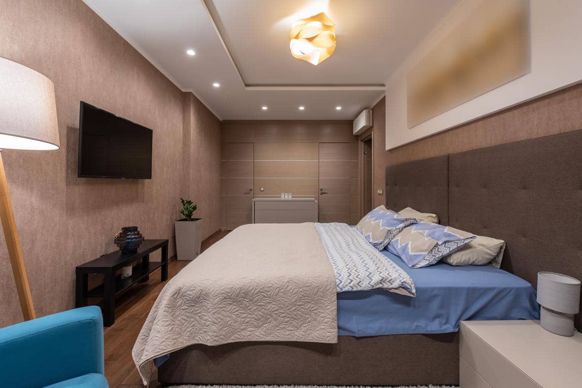kamar tidur rapi