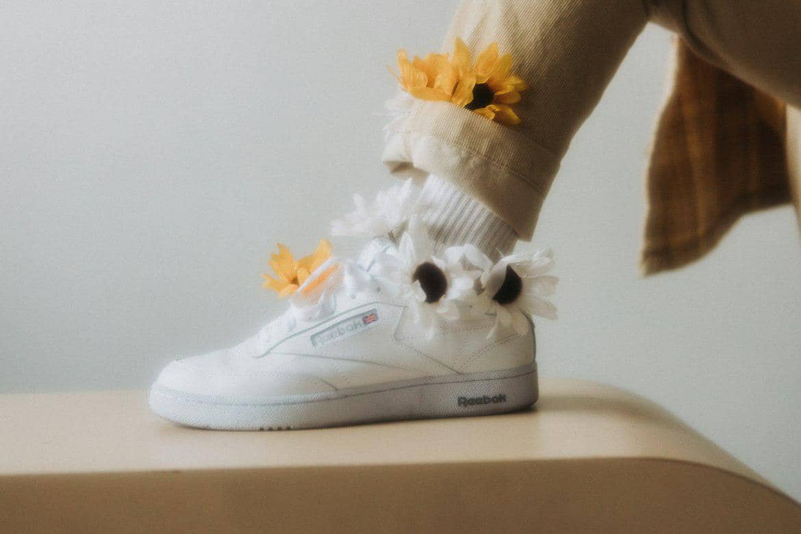 ilustrasi sepatu Reebok