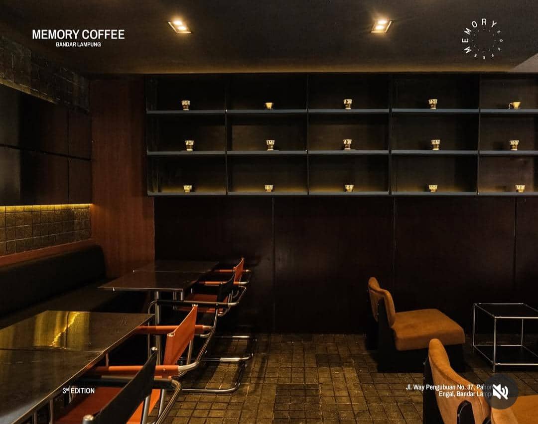 Tangkapan layar unggahan akun Instagram Memory Coffee yang berkaitan dengan kedai kopi di Bandar Lampung.