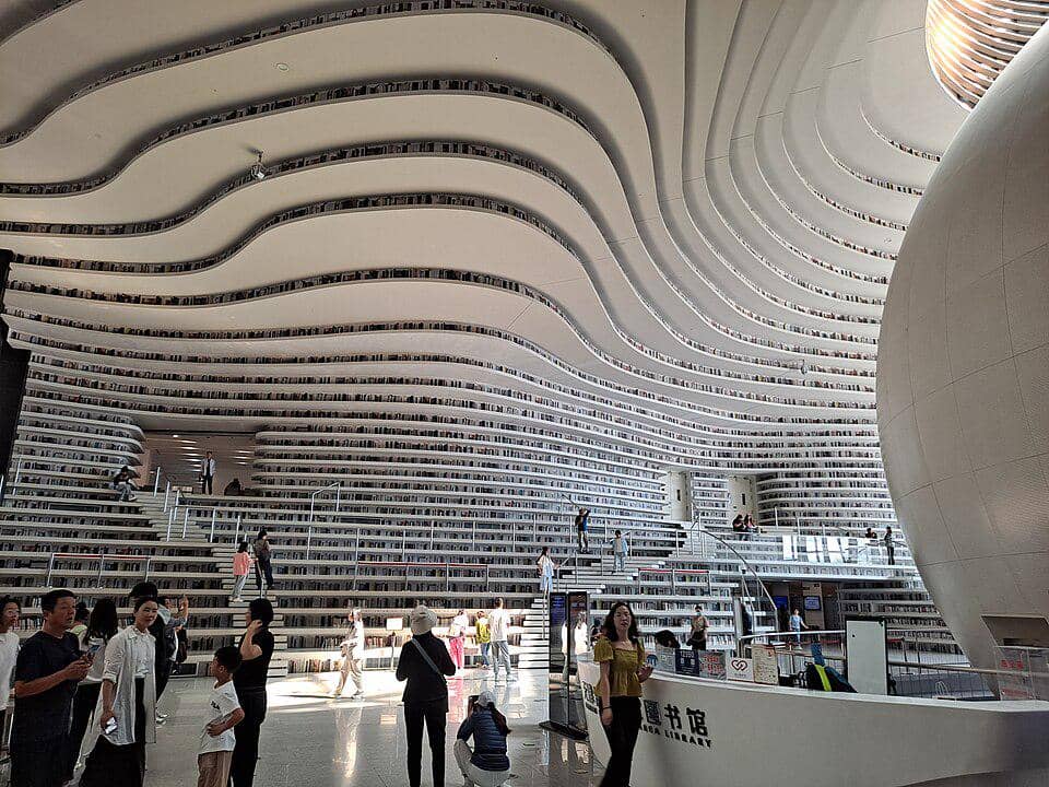 Tianjin Binhai Library di Tianjin, Tiongkok.