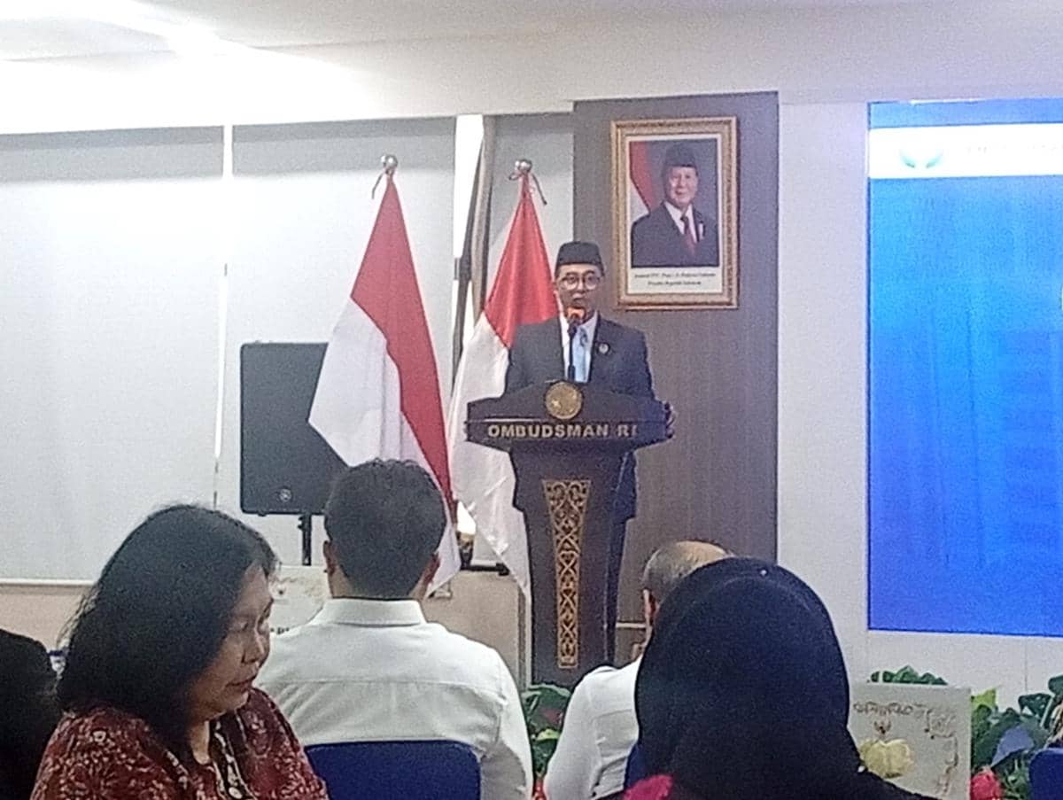 Ketua Ombudsman RI Nuzran Joher dalam serah terima jabatan di Gedung Ombudsman, Senin (5/10/2027). (IDN Times/Dini Suciatiningrum)