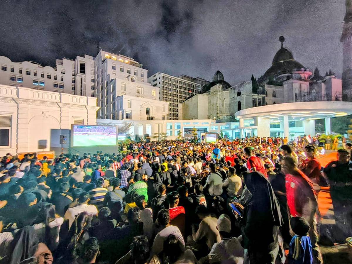 Ribuan Warga Meriahkan Nobar Final ASEAN Cup di Kantor Gubernur Sumut