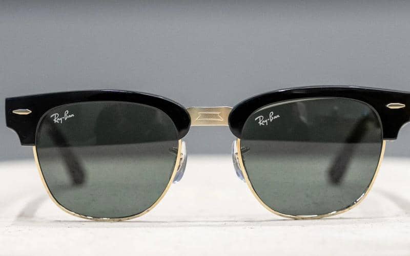 ilustrasi frame kacamata Ray-Ban Meta