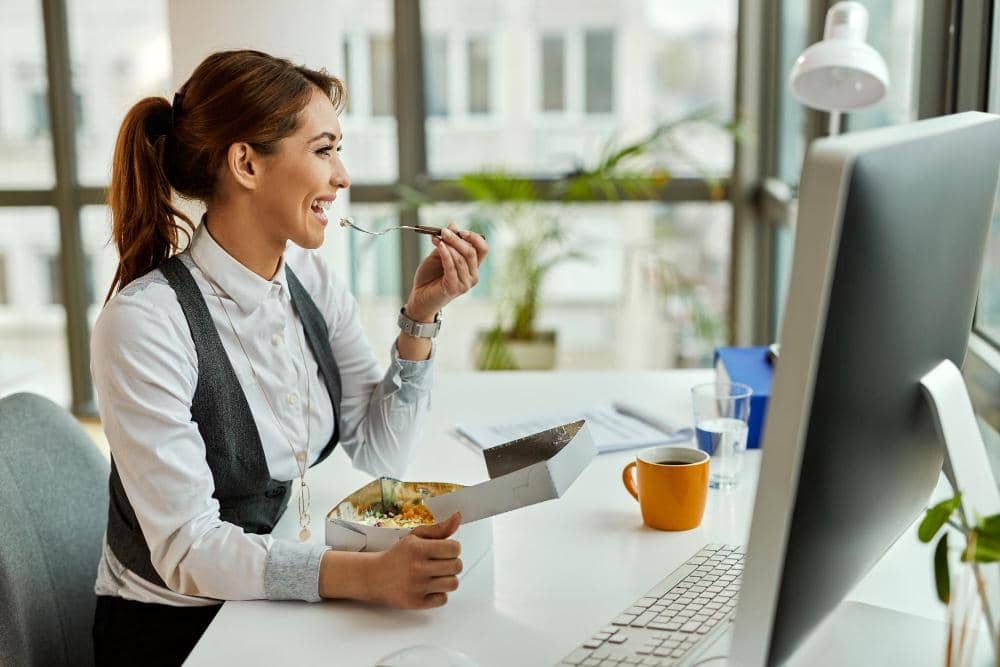 5 Makanan Sehat Ini Bantu Tingkatkan Fokus dan Konsentrasi Kerja