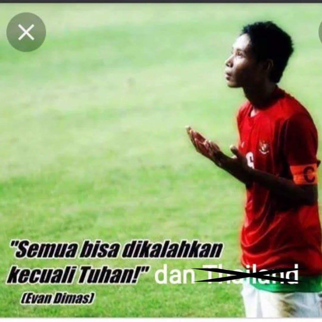 Meme tentang Timnas Indonesia sebagai juara FIFA ASEAN Cup 2026, dari unggahan Facebook mtsb.id.