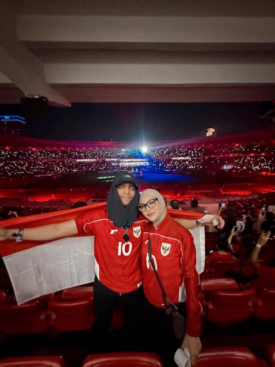 Atta Halilintar dan Aurel Hermansyah nonton final FIFA ASEAN Cup 2026