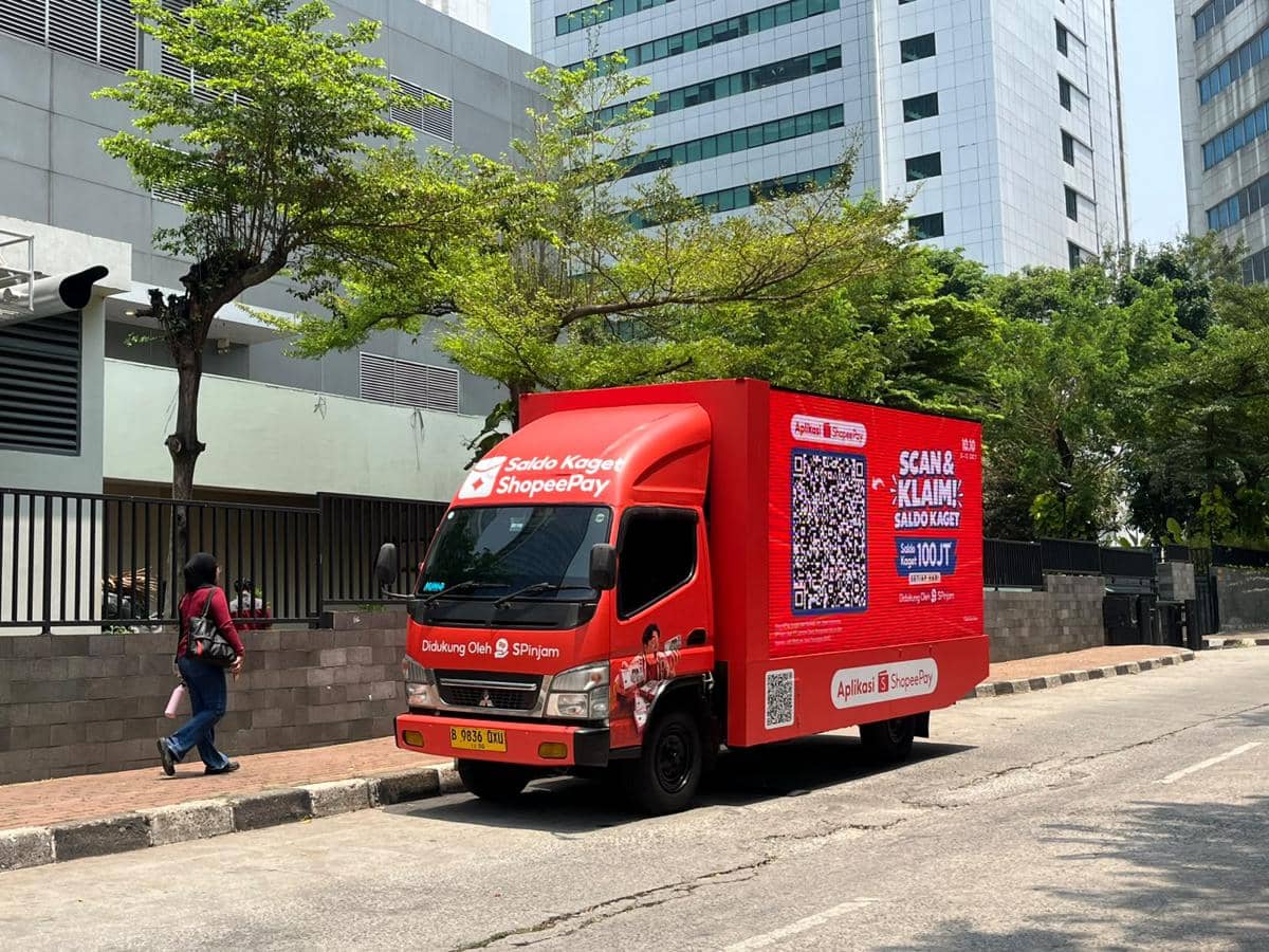 Kejar Truk Saldo Kaget SPinjam di Jakarta, Bisa Dapat ShopeePay!