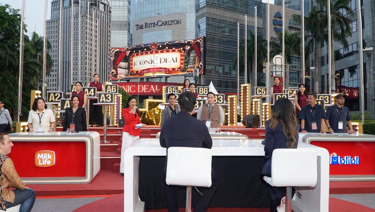 Suasana acara gameshow Iconic Deal yang digelar bersama mitra merek dalam sebuah kegiatan promosi khusus.