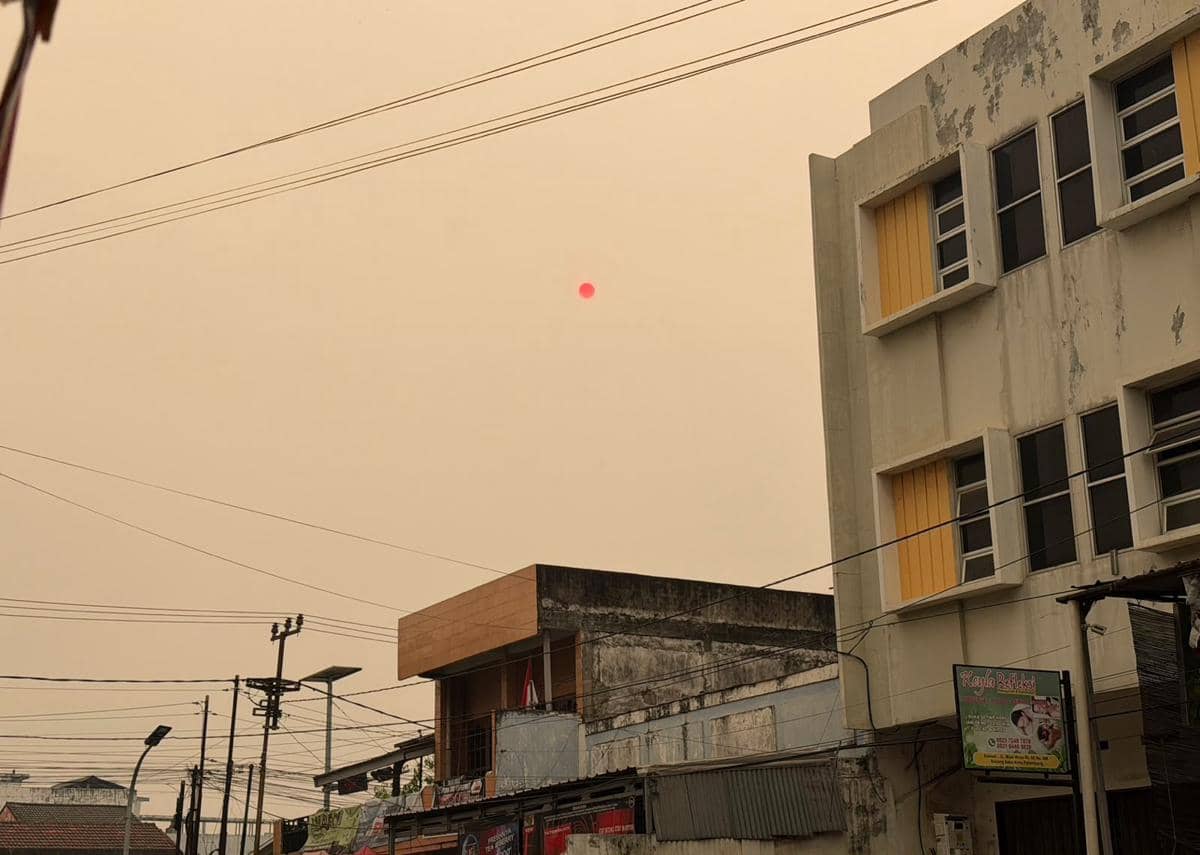 Kondisi langit di Kota Palembang, Selasa 6 Oktober 2026 