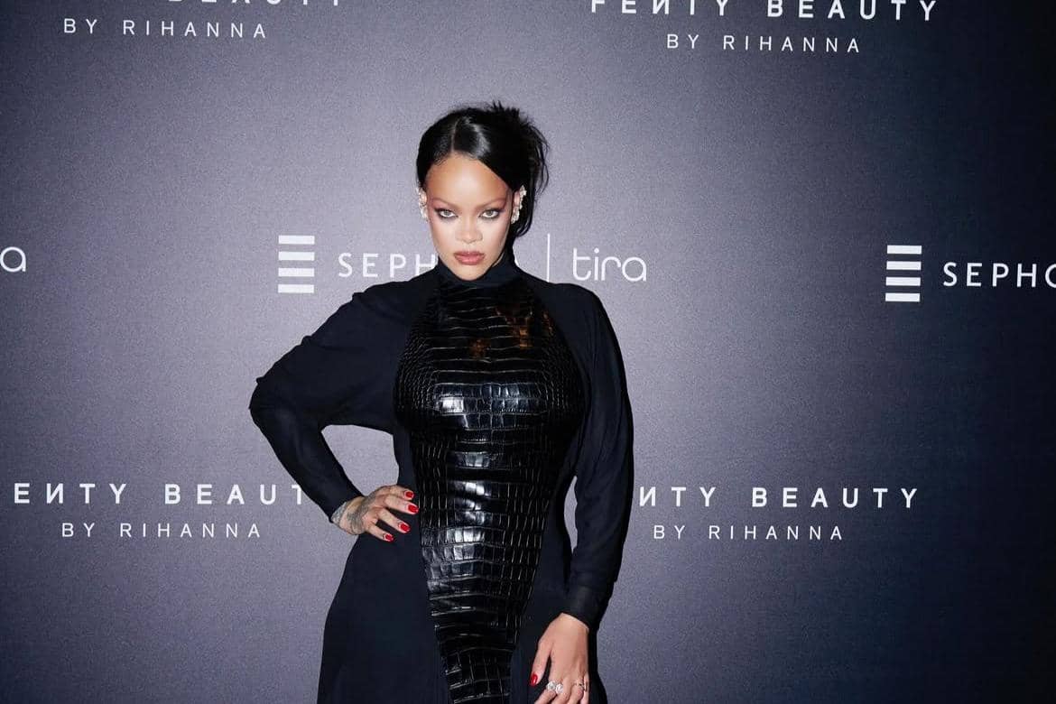 Lirik Lagu If It's Lovin' That You Want - Rihanna beserta Maknanya