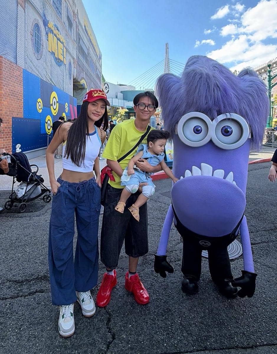 Erika Carlina ajak Andrew liburan di Jepang